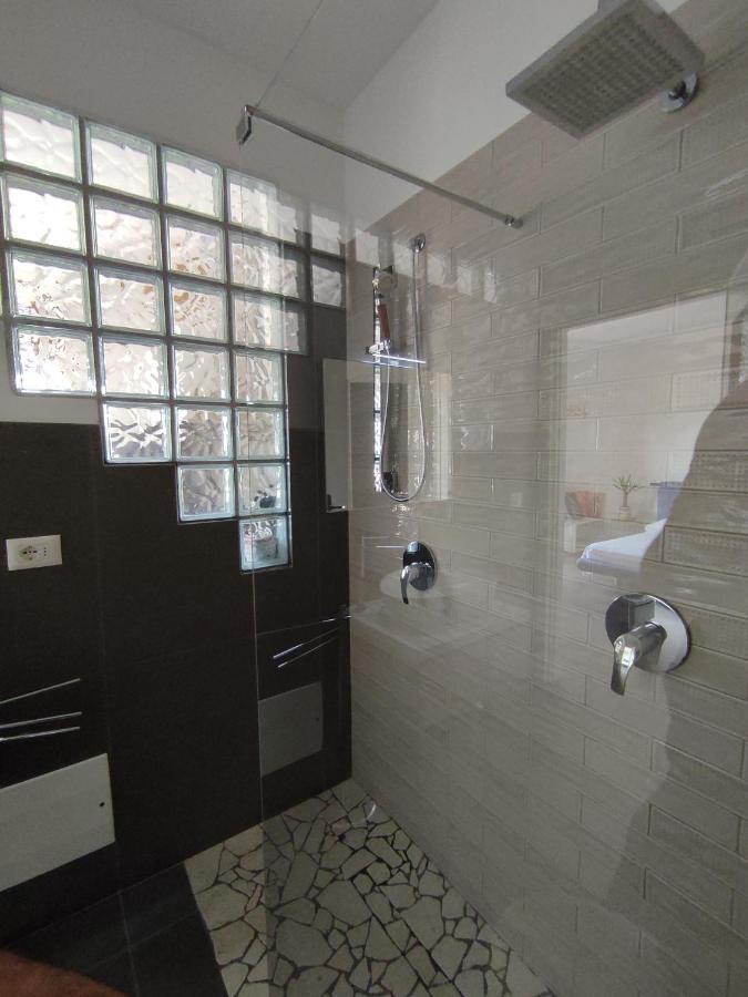 Casa Bonatti Hotell Peschiera del Garda Eksteriør bilde