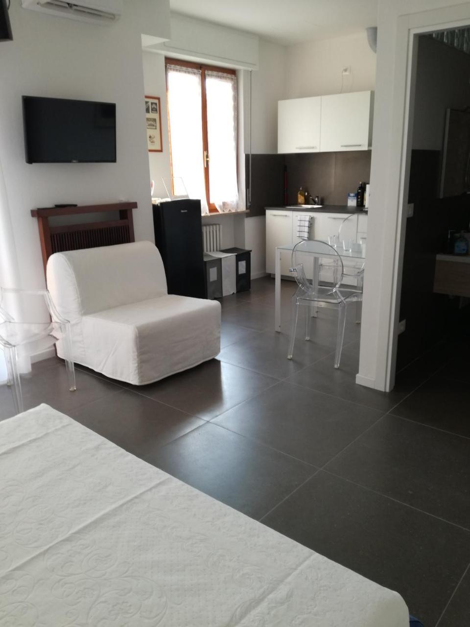 Casa Bonatti Hotell Peschiera del Garda Eksteriør bilde