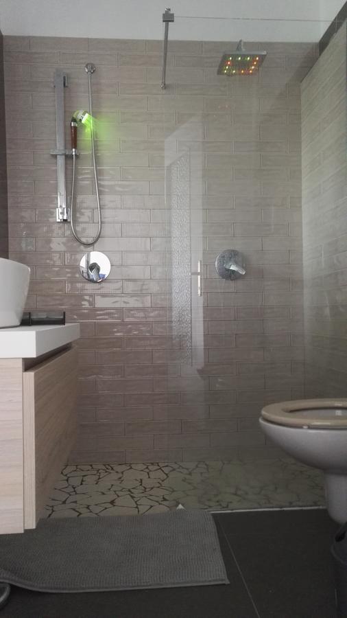 Casa Bonatti Hotell Peschiera del Garda Eksteriør bilde
